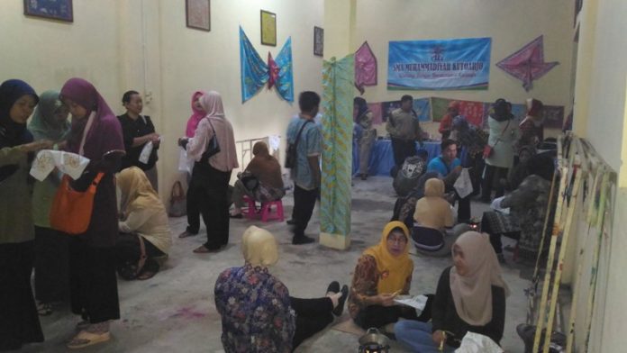 1312-membatik