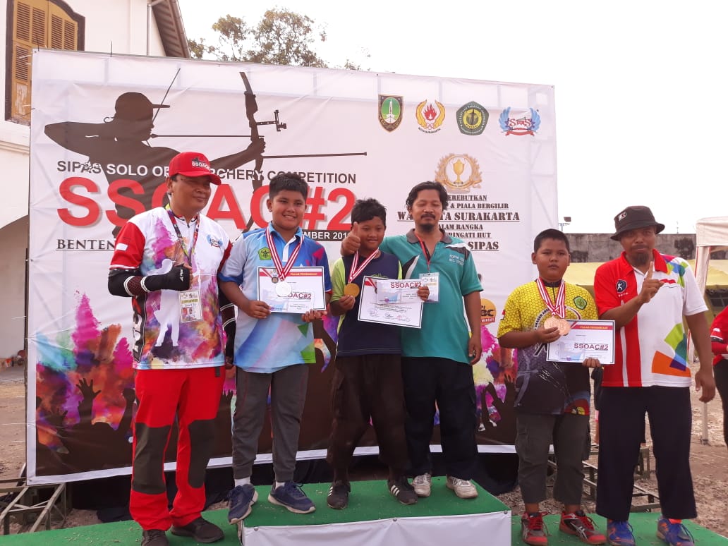 Mutual Archery berhasil meraih kejuaraan nasional panahan Sipas Solo Open Archery 2 Competition tahun 2018 yang dilangsungkan di Benteng Vasternburg Surakarta pada hari Kamis-Ahad (1-4/11/2018).