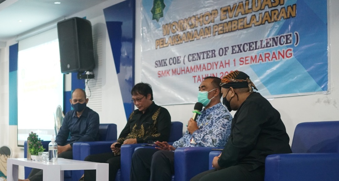 Peningkatan Mutu Pembelajaran Lewat Workshop SMK CoE di SMK Muhammadiyah 1 Semarang