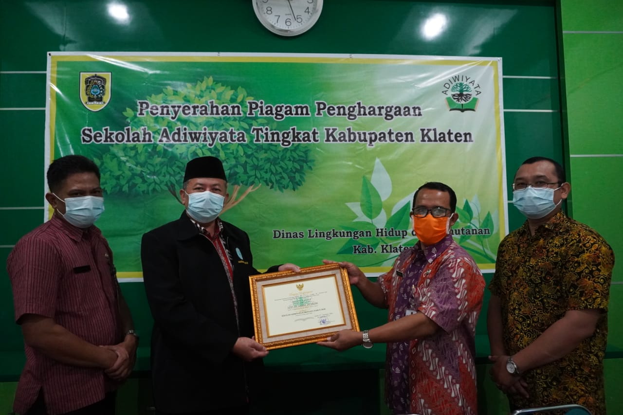 SDIT Muhammadiyah An Najah Raih Penghargaan Sekolah Adiwiyata Tingkat Kabupaten
