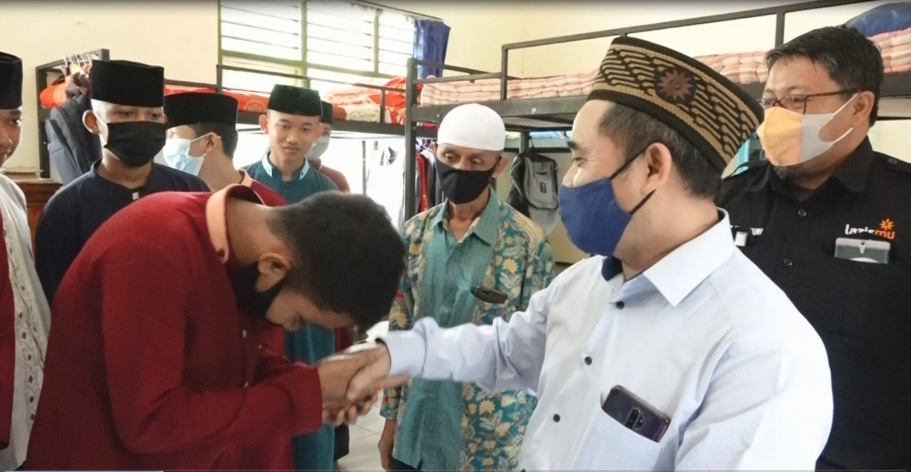 Ketua PWM Jateng Tawarkan Beasiswa Santri Ponpes Muhammadiyah