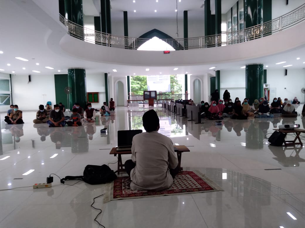 Antusias Jamaah Kajian Jelang Berbuka Puasa di Masjid At-Taqwa Muhammadiyah Jawa Tengah