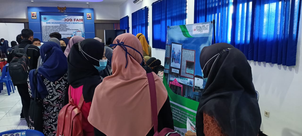 Fasilitasi Lulusannya, SMK Muhammadiyah 2 Muntilan Gelar Job Fair.