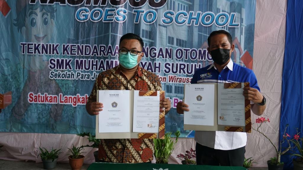 SMK Muhammadiyah Suruh dan PT Nasmoco tanda tangani MoU