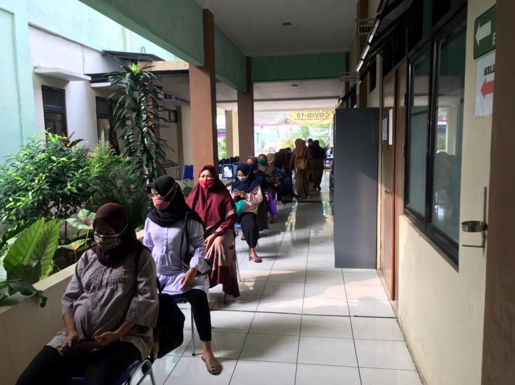 Mahasiswa KKN Relawan Covid-19 UMP, bantu Program Vaksinasi Ibu Hamil