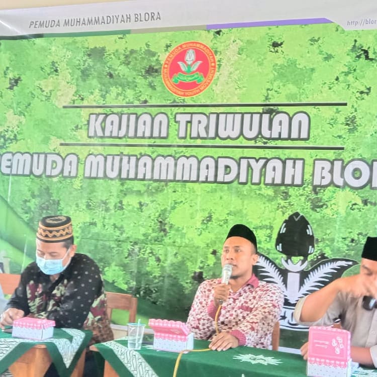 KONSOLIDASI : PDPM Kabupaten Blora melakukan konsolidasi dan penguatan kader yang dilaksanakan di SMP Muhammadiyah 1 Jati, Minggu (29/8).