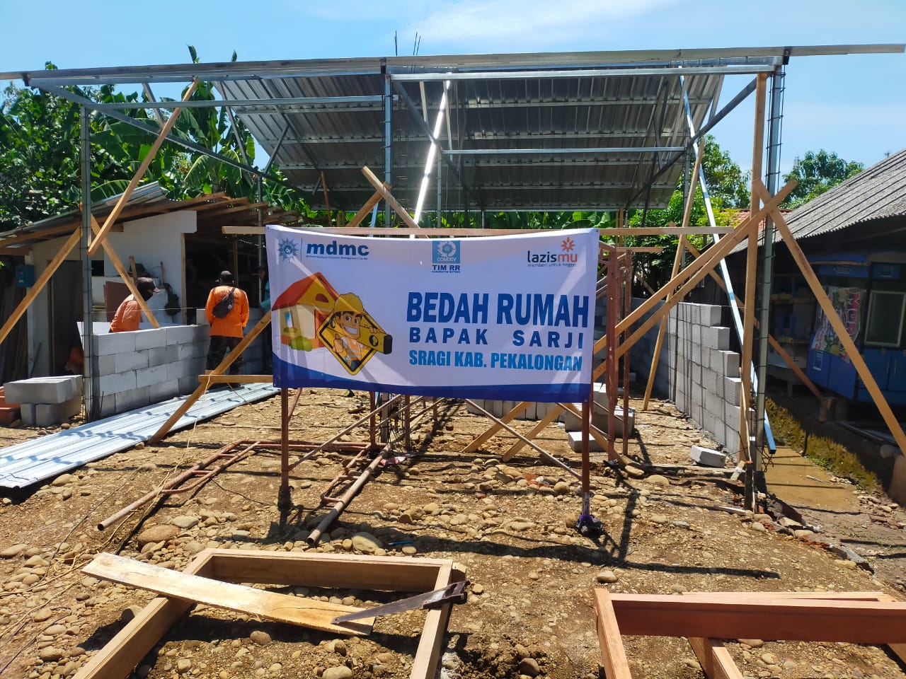 Lazismu Kabupaten Pekalongan Bedah Rumah Marbot Masjid At Taqwa Sragi