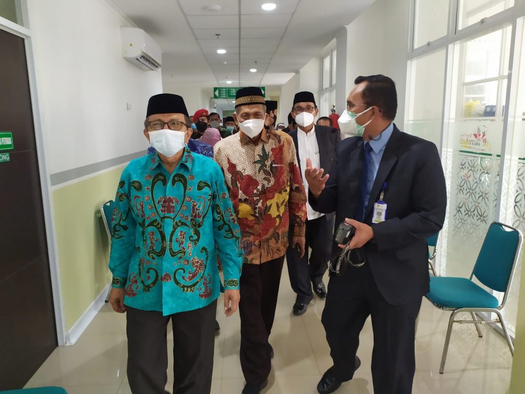 Dahlan Rais Ketua Muhammadiyah, dalam peresmian gedung RS PKU Muhammadiyah Karanganyar