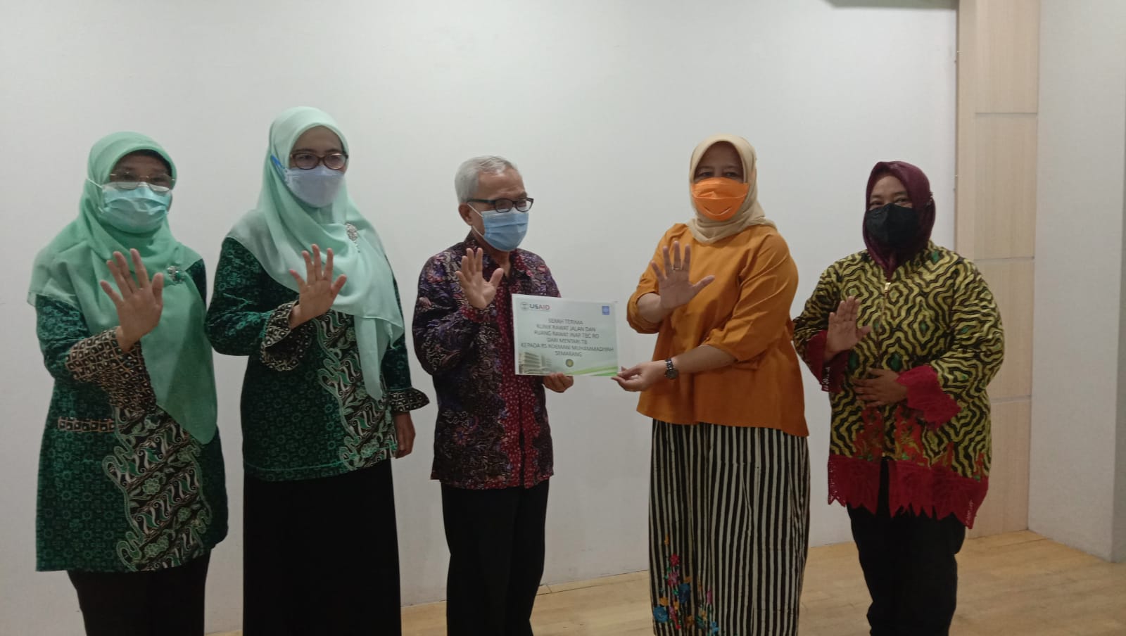 Serah Terima Klinik Rawat Jalan dan Ruang Rawat Inap TBC RO dari Mentari TB Kepada RS Roemani Muhammadiyah Semarang