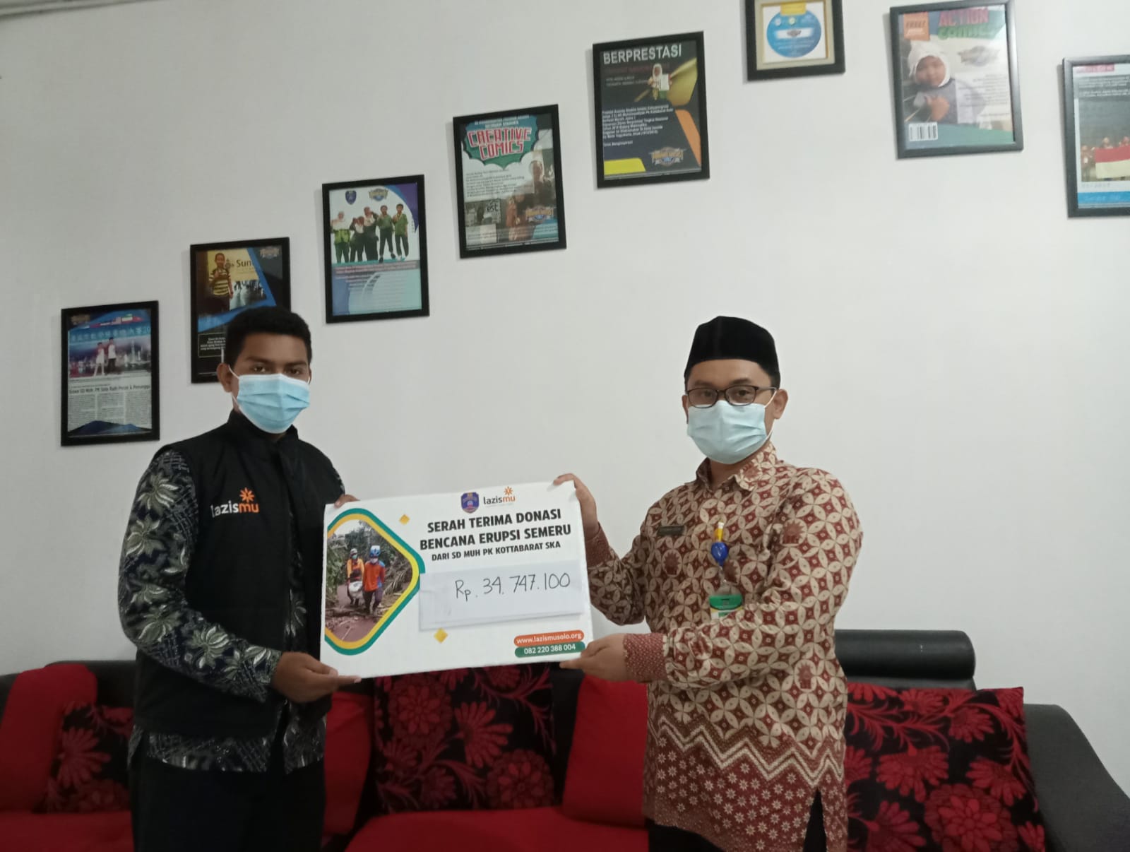 SD Muh PK Kottabarat Donasikan 34,7 Juta untuk Korban Erupsi Semeru