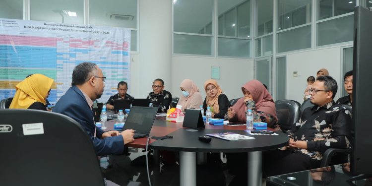Unggul Sistem, UMS Jadi Rujukan UNISA Bandung - PWM Jawa Tengah