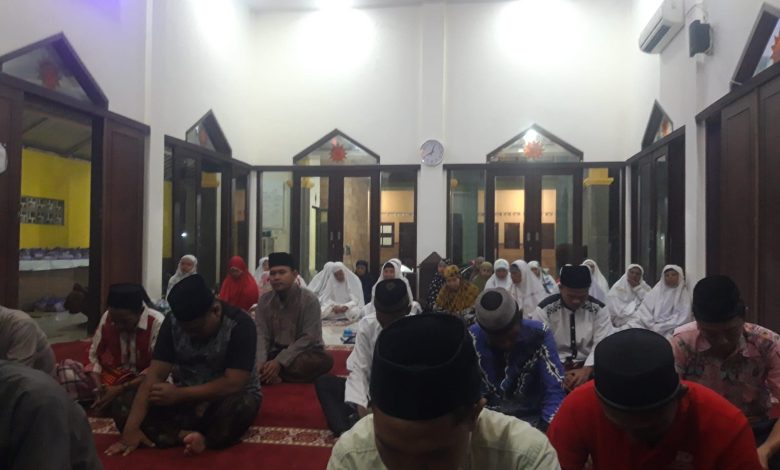 tarawih perdana