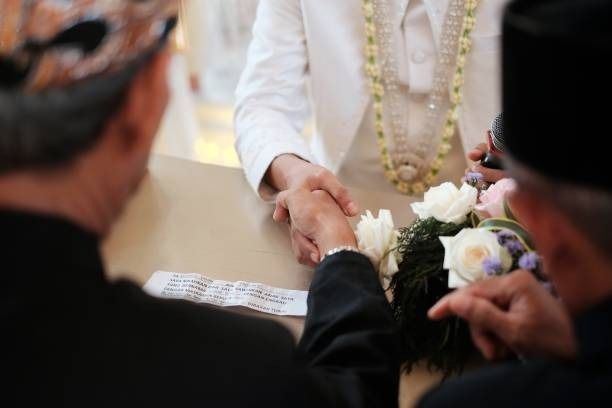 no dating before married