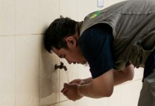 wudhu di kamar mandi
