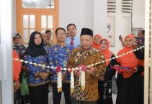 sekolah lansia