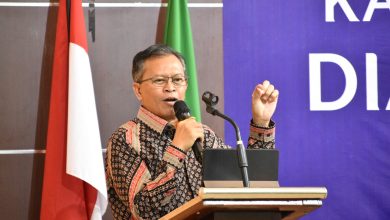 komunikasi politik