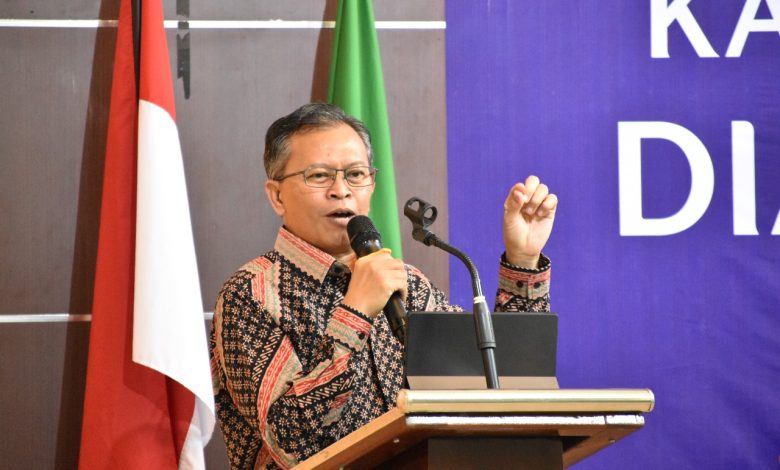 komunikasi politik