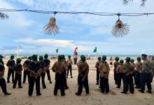 Peserta HW Camp ABINSA Kragan 2025 mengikuti outbond di Lentera Kisik, Rembang