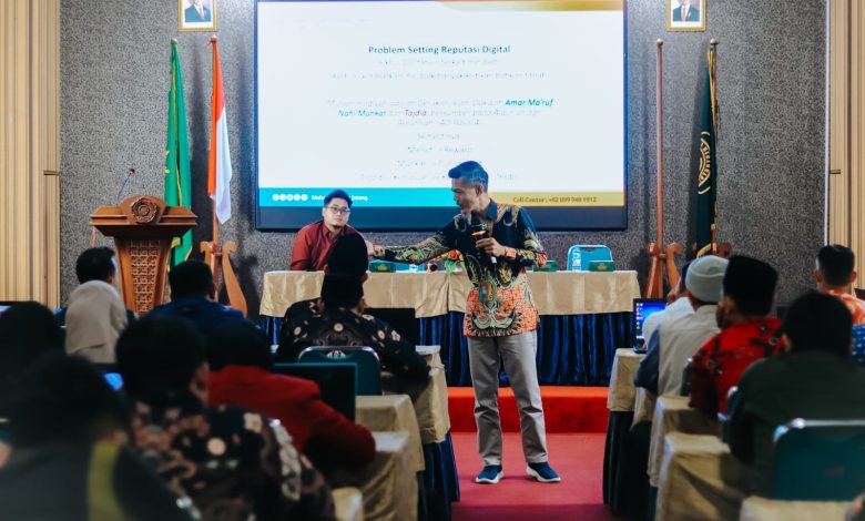 Pelatihan Manajemen Reputasi Digital Muhammadiyah Kudus