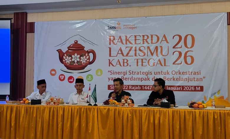 Ikhwanushoffa memberikan arahan mengenai Kurban Rendang dan Filantropi Digital di Rakerda Lazismu Kabupaten Tegal.
