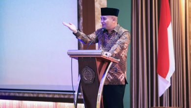 Ahmad Luthfi memberikan sambutan pada pembukaan Rakornas LDK Muhammadiyah 2026 di Unimus Semarang.