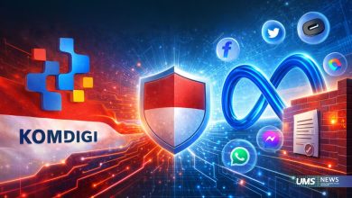 Ilustrasi kedaulatan digital Indonesia dengan simbol Komdigi, perisai merah putih, dan ikon platform media sosial global.