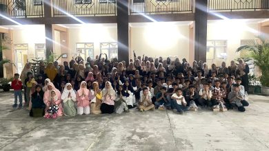 Siswa kelas 6 SD Muhammadiyah PK Banyudono mengikuti kegiatan buka puasa bersama dalam rangkaian kegiatan Ramadhan.