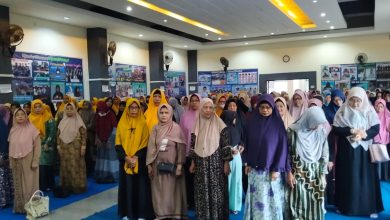 Jamaah pengajian Amaliah Ramadhan 1447 H yang diselenggarakan Pimpinan Ranting 'Aisyiyah Tanjung di Gedung Dakwah Muhammadiyah Purwokerto Selatan.