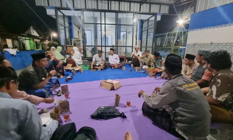 PCPM Kandangan menggelar Tarling #4 dan Kajian Pemuda bersama warga di Mushola Al-Muttaqien, Dusun Ngemplak, Kecamatan Kandangan.