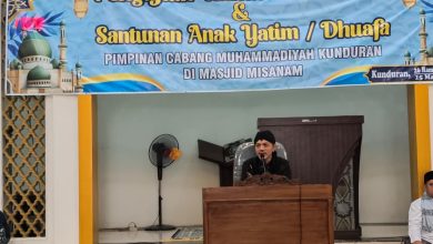 Penceramah menyampaikan tausiyah dalam kegiatan Safari Dakwah Ramadan Zakat dan santunan anak yatim di Masjid Misanam, Kunduran, Blora, 15 Maret 2026.