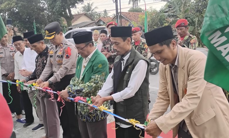 Peresmian Posko MudikMu Muhammadiyah Banyumas 2026 oleh pimpinan Muhammadiyah bersama unsur kepolisian dan KOKAM di Jatilawang.