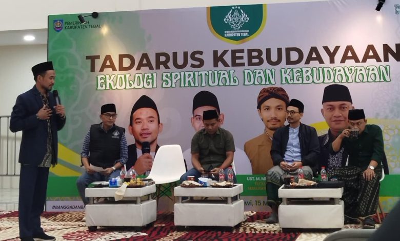 Diskusi Tadarus Kebudayaan bertema ekologi spiritual dan kebudayaan di Gedung Rakyat Slawi Kabupaten Tegal