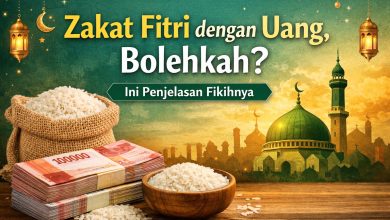 Ilustrasi zakat fitri dengan uang dan beras dengan latar masjid, menggambarkan perdebatan pembayaran zakat fitri dalam bentuk uang atau bahan pokok