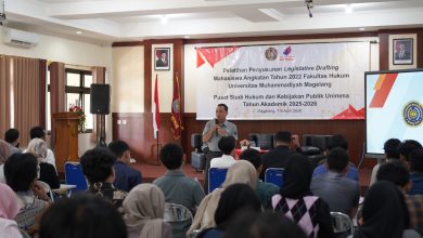 Suasana pelatihan legislative drafting Fakultas Hukum UNIMMA yang diikuti mahasiswa angkatan 2022 di Aula Fikes Kampus 2 UNIMMA, Magelang.