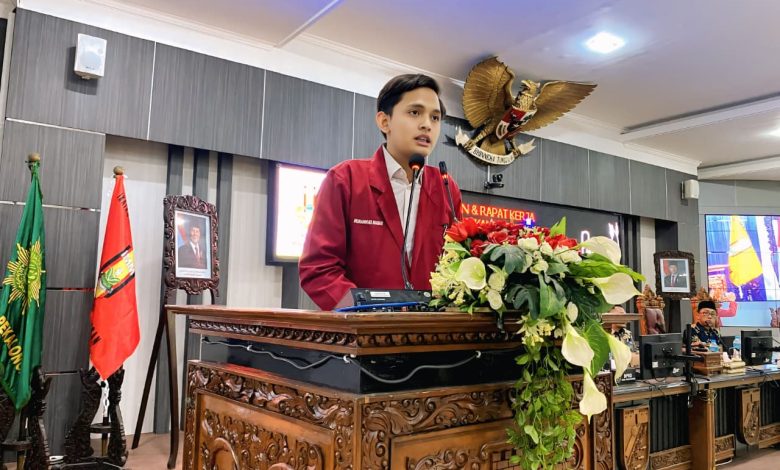 Ketua IMM Pekalongan Raya menyampaikan pandangan dalam forum resmi saat menyoroti perlunya pembenahan serius Kota Pekalongan pada momentum hari jadi ke-120.