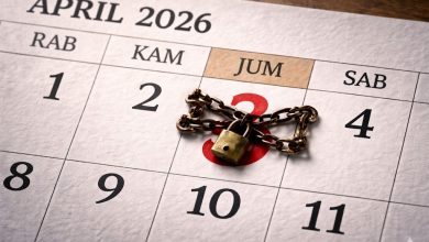 Kalender April 2026 dengan tanggal merah yang terkunci rantai, simbol pembatasan hari libur