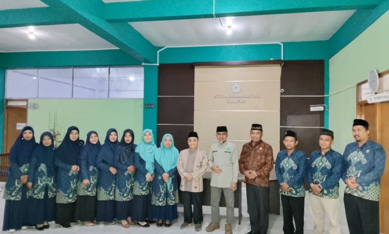 Ketua PWM Jawa Tengah berkunjung ke STIE Muhammadiyah Cilacap bersama jajaran pimpinan dan sivitas kampus.