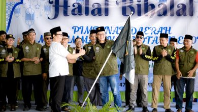 Prosesi pengukuhan BikersMu Chapter Kota Cilegon dalam rangka Halalbihalal PDM Kota Cilegon di halaman Perguruan Muhammadiyah Kota Cilegon.