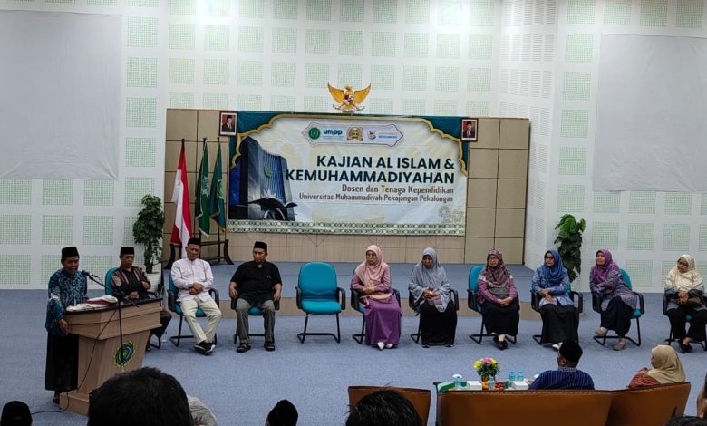 Suasana Kajian Al Islam dan Kemuhammadiyahan di UMPP yang menghadirkan dosen dan tenaga kependidikan dalam pembekalan ideologi dan pelepasan calon jemaah haji.