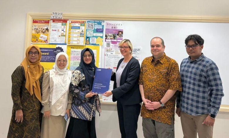 Tim dosen PGSD FKIP UMS melakukan benchmarking di Toyo Gakuen University, Jepang, sebagai persiapan pembukaan kelas bilingual berstandar internasional.