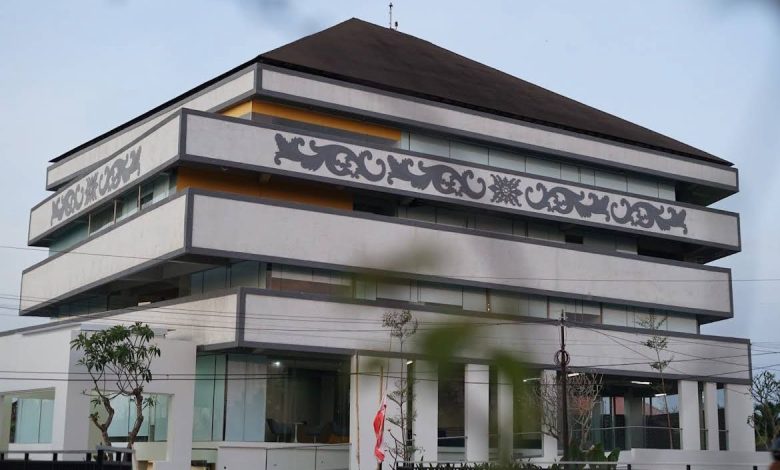 Gedung kampus ITBM-BIM Bali yang menjadi bagian dari penguatan transformasi kelembagaan dan akademik dengan dukungan Universitas Muhammadiyah Surakarta.