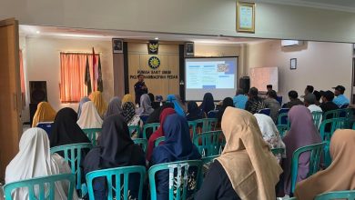 Peserta pelatihan Relawan Muhammadiyah Pedan mengikuti pemaparan materi kebencanaan di Aula PKU Muhammadiyah Pedan, Ahad (19/4/2026).