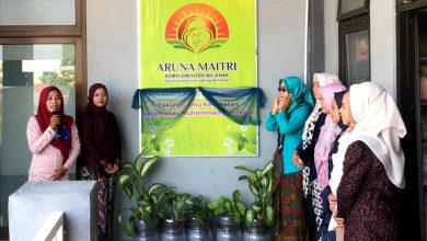 Soft launching unit usaha Aruna Maitri Baby & Moms Care oleh D3 Kebidanan TMU di Kampus 2 Kota Tegal.