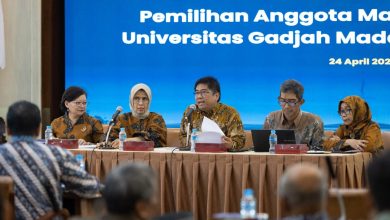 Suasana Rapat Pleno Khusus Senat Akademik UGM dalam pemilihan anggota MWA UGM periode 2026–2031.