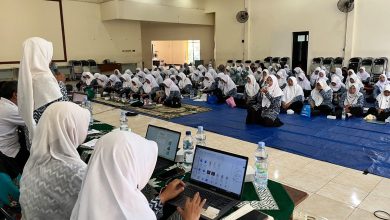 Peserta pelatihan keuangan TK/KB Aisyiyah Pekalongan mengikuti materi pengelolaan keuangan berbasis aplikasi bersama IGABA dan Lazismu.
