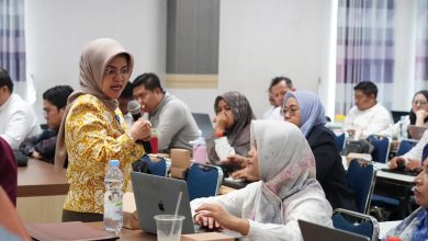 Prof. Dr. Ir. Aisyah Endah Palupi, M.Pd menyampaikan materi transformasi pendidikan tinggi dalam forum strategis UNIMUGO untuk penguatan daya saing global.