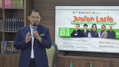 Prof. Muhammad Sholahuddin UMS sampaikan strategi pemasaran bisnis dalam kegiatan PKM-KI di Malaysia.