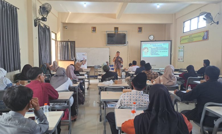 Suasana pembinaan parenting yang diadakan oleh Lazismu Kota Magelang bagi orang tua wali murid penerima Beasiswa Mentari dan Sang Surya.