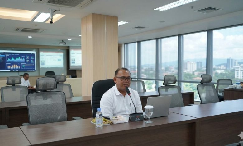 Assoc. Prof. Akhmad Darmawan, Ph.D selaku Pakar Koperasi UMP memberikan pandangan terkait Koperasi Desa Merah Putih.