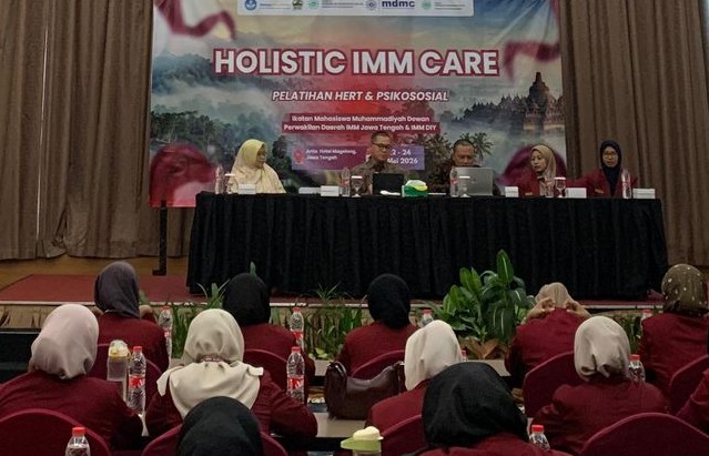 Pelatihan HERT dan Psikososial Holistic IMM Care oleh DPD IMM Jateng dan DIY bersama perwakilan Kemendikdasmen di Hotel Atria Magelang untuk mencetak Relawan Muhammadiyah tanggap bencana.